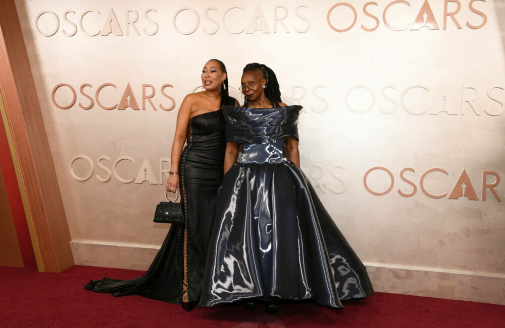 Cum arată Whoopi Goldberg la 69 de ani. Actrița și-a afișat tatuajele pe scena de la Oscar 2025 - GALERIE FOTO - Imaginea 8