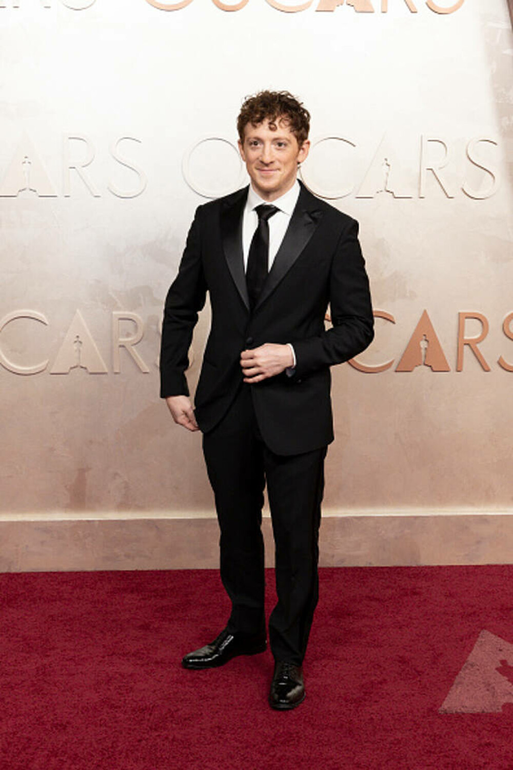 Cele mai neinspirate ținute purtate la Premiile Oscar 2025. Vedetele care au dezamăgit pe covorul roșu. GALERIE FOTO - Imaginea 13