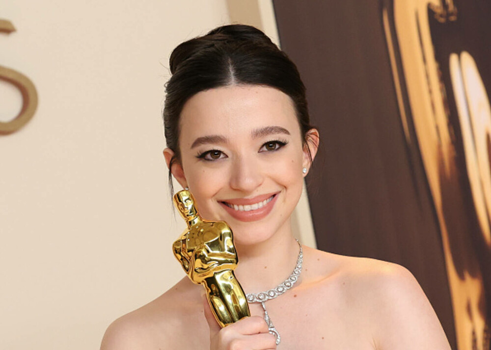 Cele mai neinspirate ținute purtate la Premiile Oscar 2025. Vedetele care au dezamăgit pe covorul roșu. GALERIE FOTO - Imaginea 72