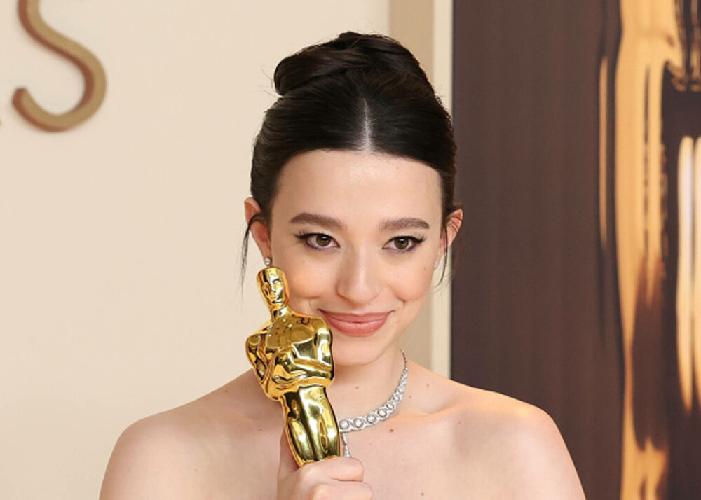 Cele mai neinspirate ținute purtate la Premiile Oscar 2025. Vedetele care au dezamăgit pe covorul roșu. GALERIE FOTO - Imaginea 75