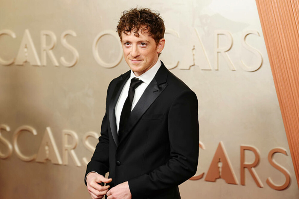 Cele mai neinspirate ținute purtate la Premiile Oscar 2025. Vedetele care au dezamăgit pe covorul roșu. GALERIE FOTO - Imaginea 85