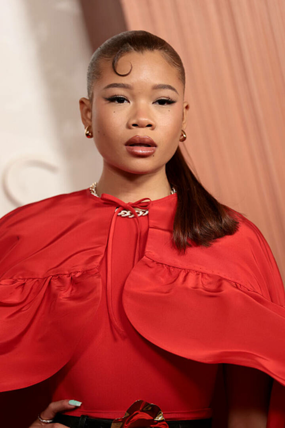 Cele mai neinspirate ținute purtate la Premiile Oscar 2025. Vedetele care au dezamăgit pe covorul roșu. GALERIE FOTO - Imaginea 94