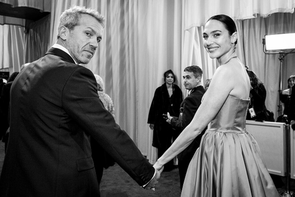 Premiile Oscar 2025. Cele mai îndrăgite cupluri și momentele lor romantice de pe covorul roșu. GALERIE FOTO - Imaginea 30