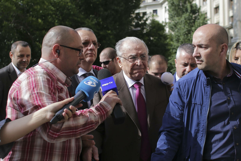 Ion Iliescu împlinește 95 de ani. Care este starea sa de sănătate. Cea mai recentă apariție a fostului președinte | FOTO - Imaginea 5