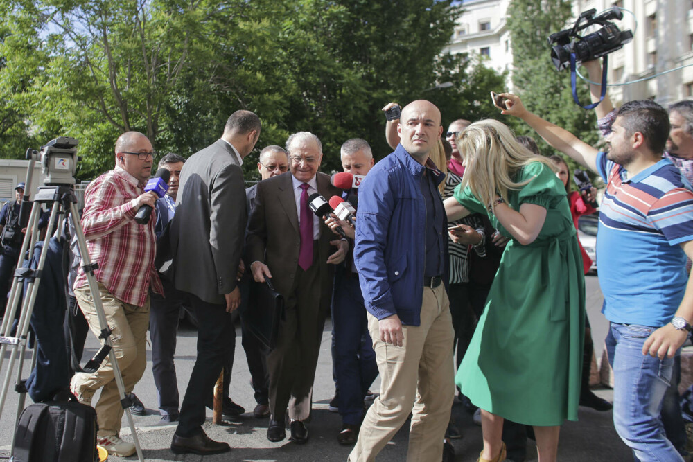 Ion Iliescu împlinește 95 de ani. Care este starea sa de sănătate. Cea mai recentă apariție a fostului președinte | FOTO - Imaginea 6