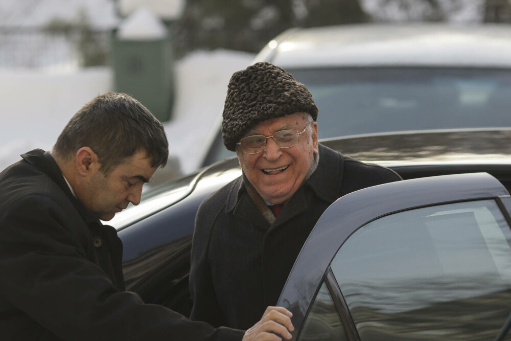 Ion Iliescu împlinește 95 de ani. Care este starea sa de sănătate. Cea mai recentă apariție a fostului președinte | FOTO - Imaginea 12