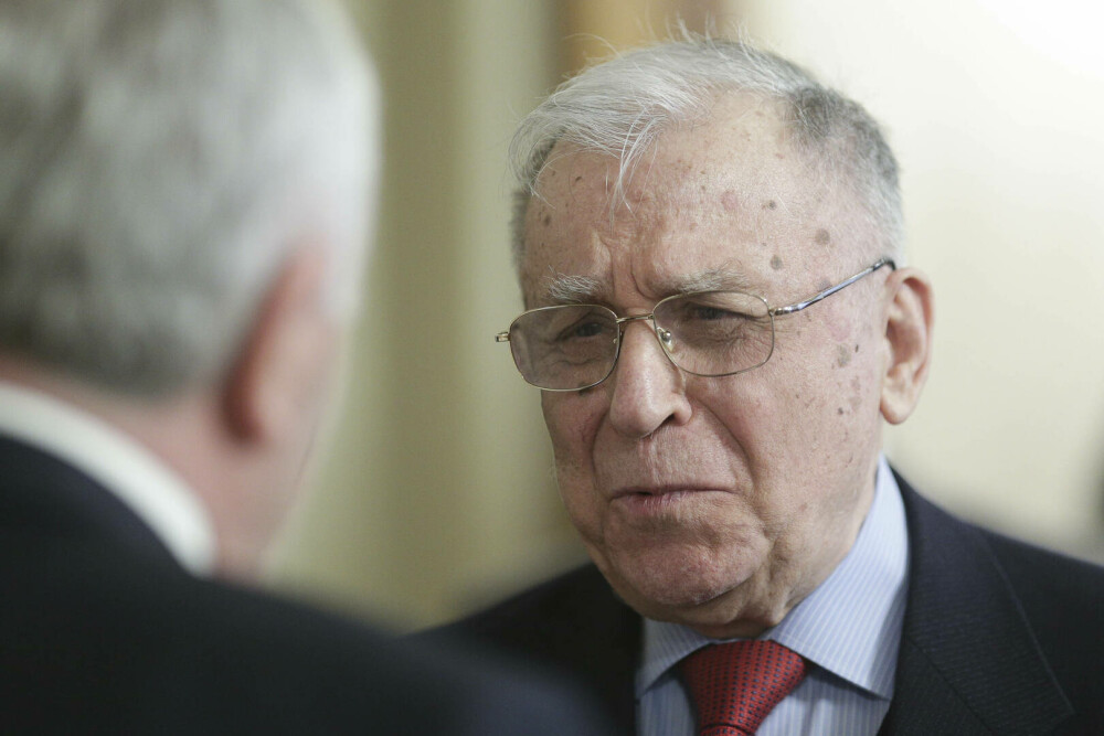 Ion Iliescu împlinește 95 de ani. Care este starea sa de sănătate. Cea mai recentă apariție a fostului președinte | FOTO - Imaginea 16