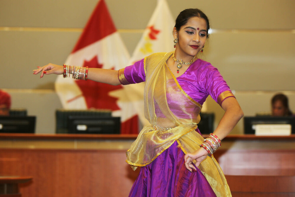 Frumusețea fără frontiere. O poveste scrisă pe chipurile femeilor din întreaga lume. GALERIE FOTO - Imaginea 18