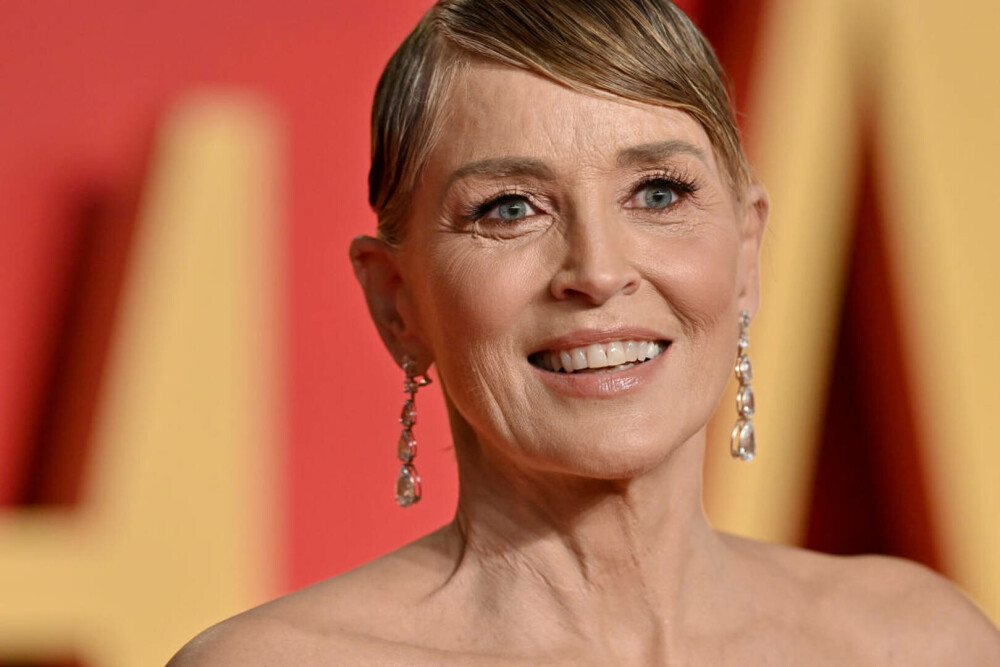 Sharon Stone împlinește 67 de ani. Imagini de colecție cu diva de la Hollywood. Cele mai incendiare apariții ale actriței - Imaginea 19