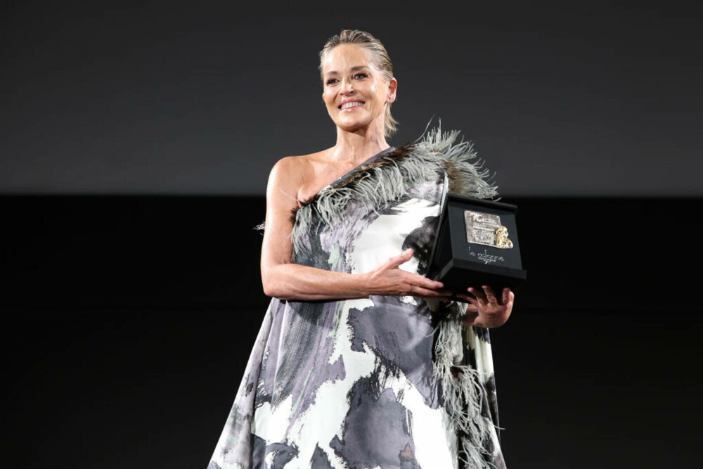 Sharon Stone împlinește 67 de ani. Imagini de colecție cu diva de la Hollywood. Cele mai incendiare apariții ale actriței - Imaginea 20