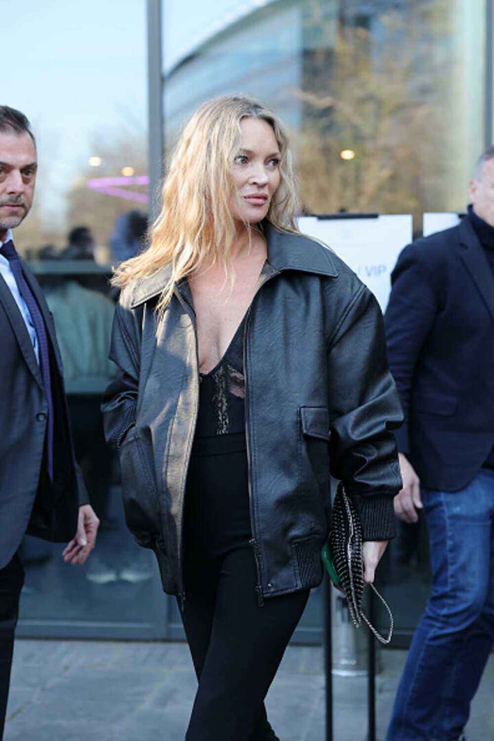Kate Moss și fiica sa, apariție sofisticată la Săptămâna Modei de la Paris. Lila Moss, pe urmele mamei sale. GALERIE FOTO - Imaginea 14