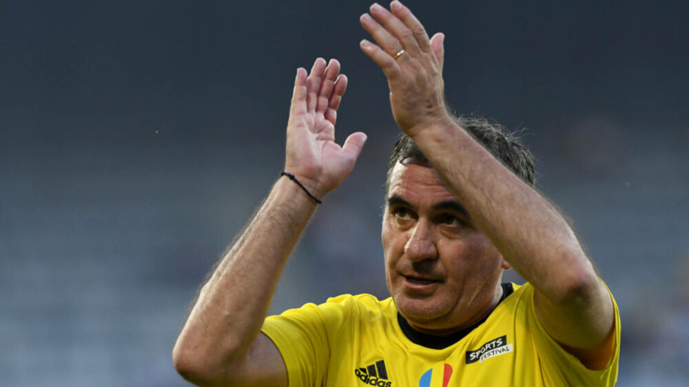 Gheorghe Hagi, decorat cu Ordinul Naţional „Steaua României” în grad de Cavaler: Am muncit pentru acest moment | GALERIE FOTO - Imaginea 2