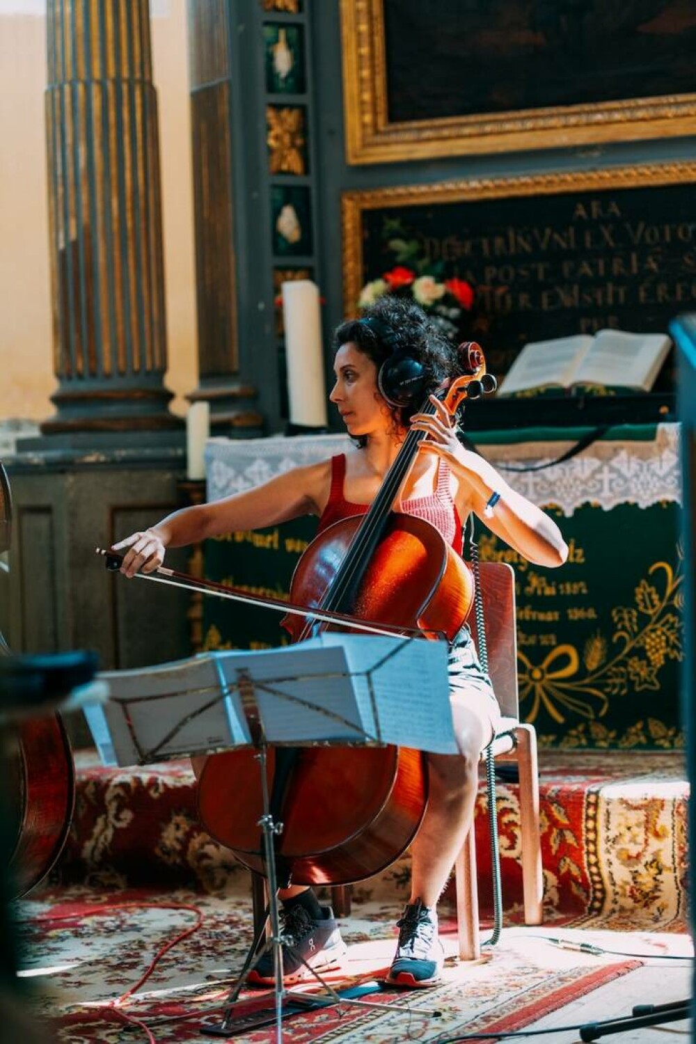 S-a anunțat Holzstock Indie Festival 2025, singurul festival de muzică din România în grădina unei biserici fortificate - Imaginea 10