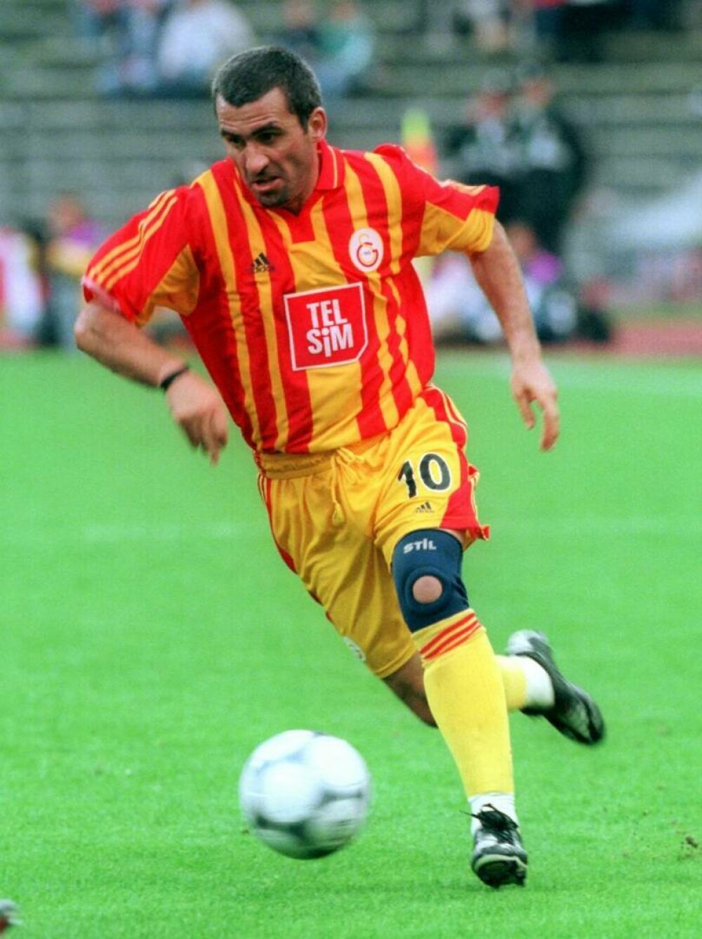 Gheorghe Hagi, decorat cu Ordinul Naţional „Steaua României” în grad de Cavaler: Am muncit pentru acest moment | GALERIE FOTO - Imaginea 15