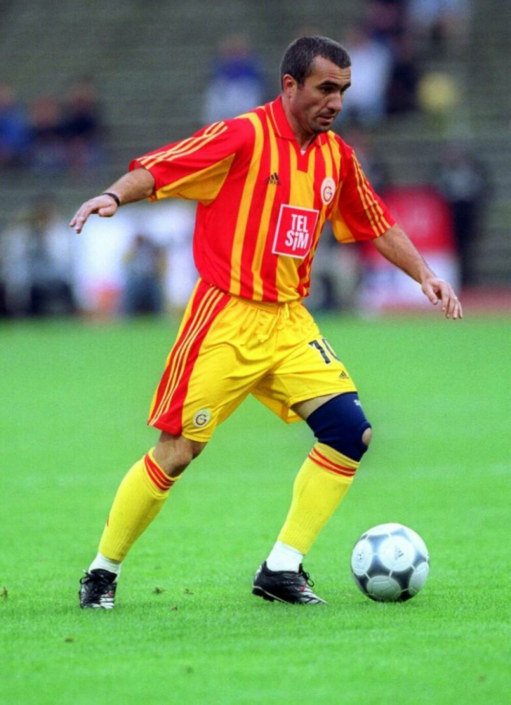 Gheorghe Hagi, decorat cu Ordinul Naţional „Steaua României” în grad de Cavaler: Am muncit pentru acest moment | GALERIE FOTO - Imaginea 16