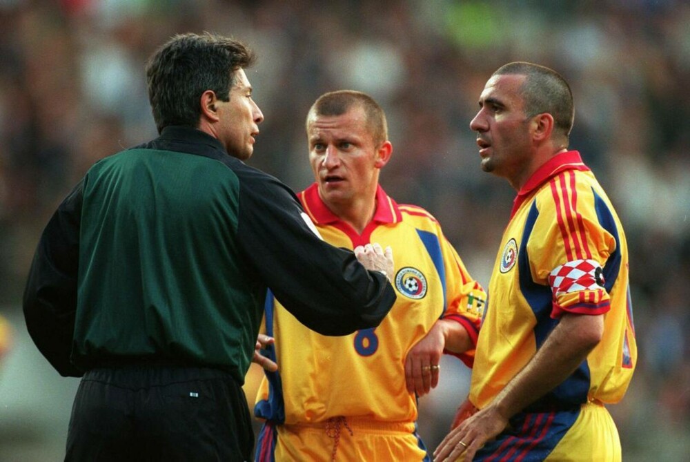 Gheorghe Hagi, decorat cu Ordinul Naţional „Steaua României” în grad de Cavaler: Am muncit pentru acest moment | GALERIE FOTO - Imaginea 35
