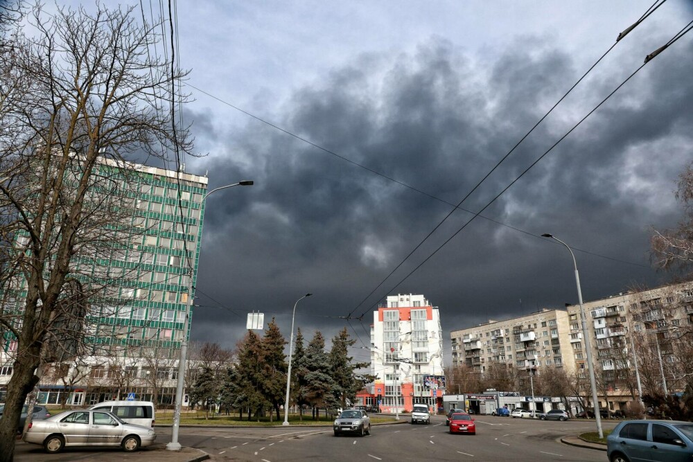 Dezastrul din Odesa în imagini. Rusia a lovit Ucraina cu 3 rachete balistice, după ce Kievul a acceptat un armistițiu. FOTO - Imaginea 6
