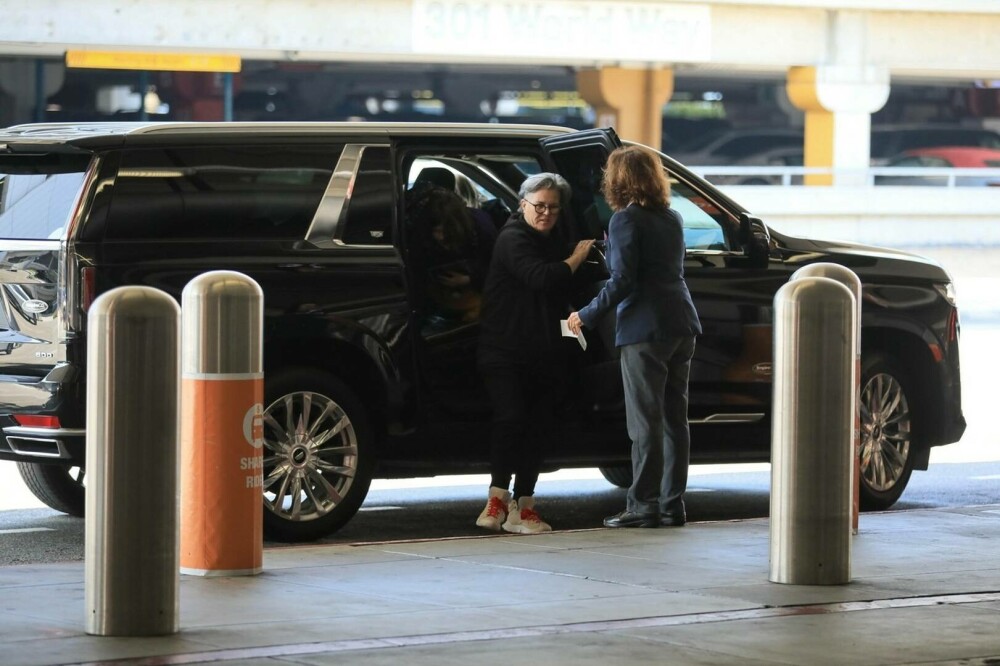 O vedetă americană a părăsit SUA după realegerea lui Donald Trump. Unde locuiește acum - Imaginea 5