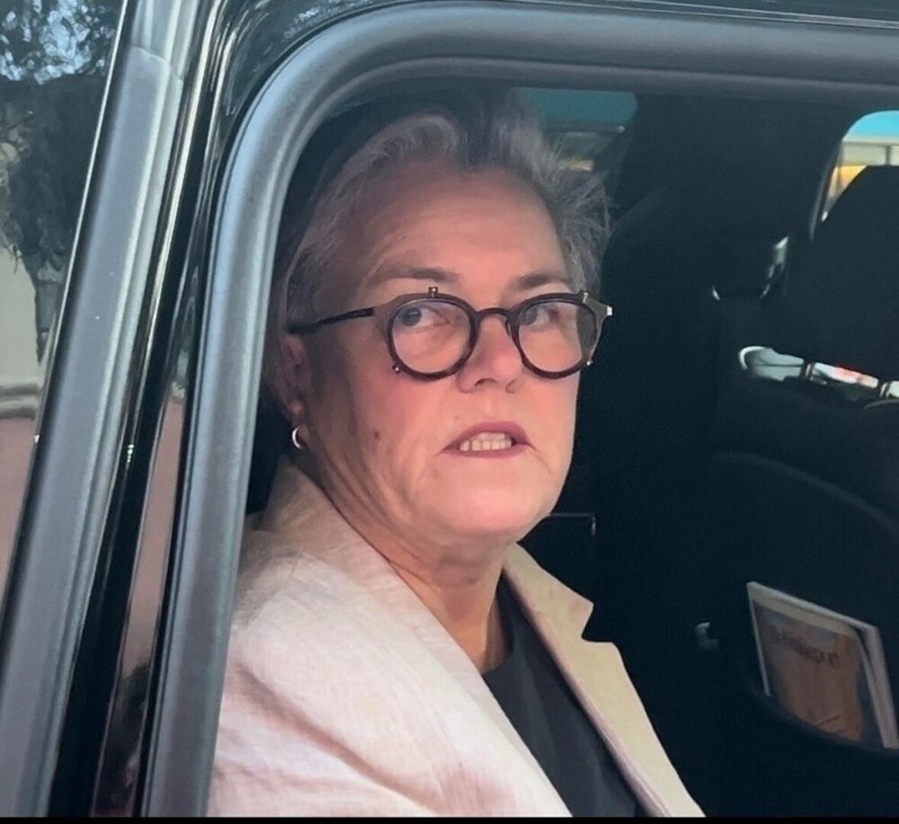 O vedetă americană a părăsit SUA după realegerea lui Donald Trump. Unde locuiește acum - Imaginea 9