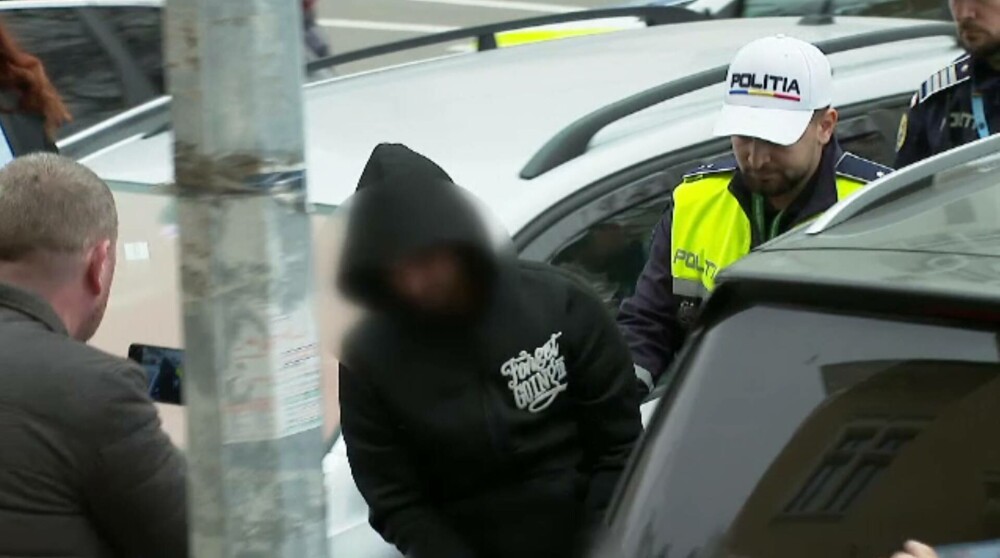 Șoferul care a condus băut și și-a rupt mașina în două, în Mamaia, omorând un tânăr, a fost arestat preventiv - Imaginea 1