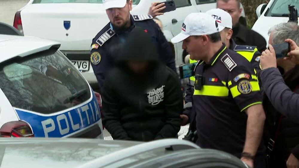 Șoferul care a condus băut și și-a rupt mașina în două, în Mamaia, omorând un tânăr, a fost arestat preventiv - Imaginea 6