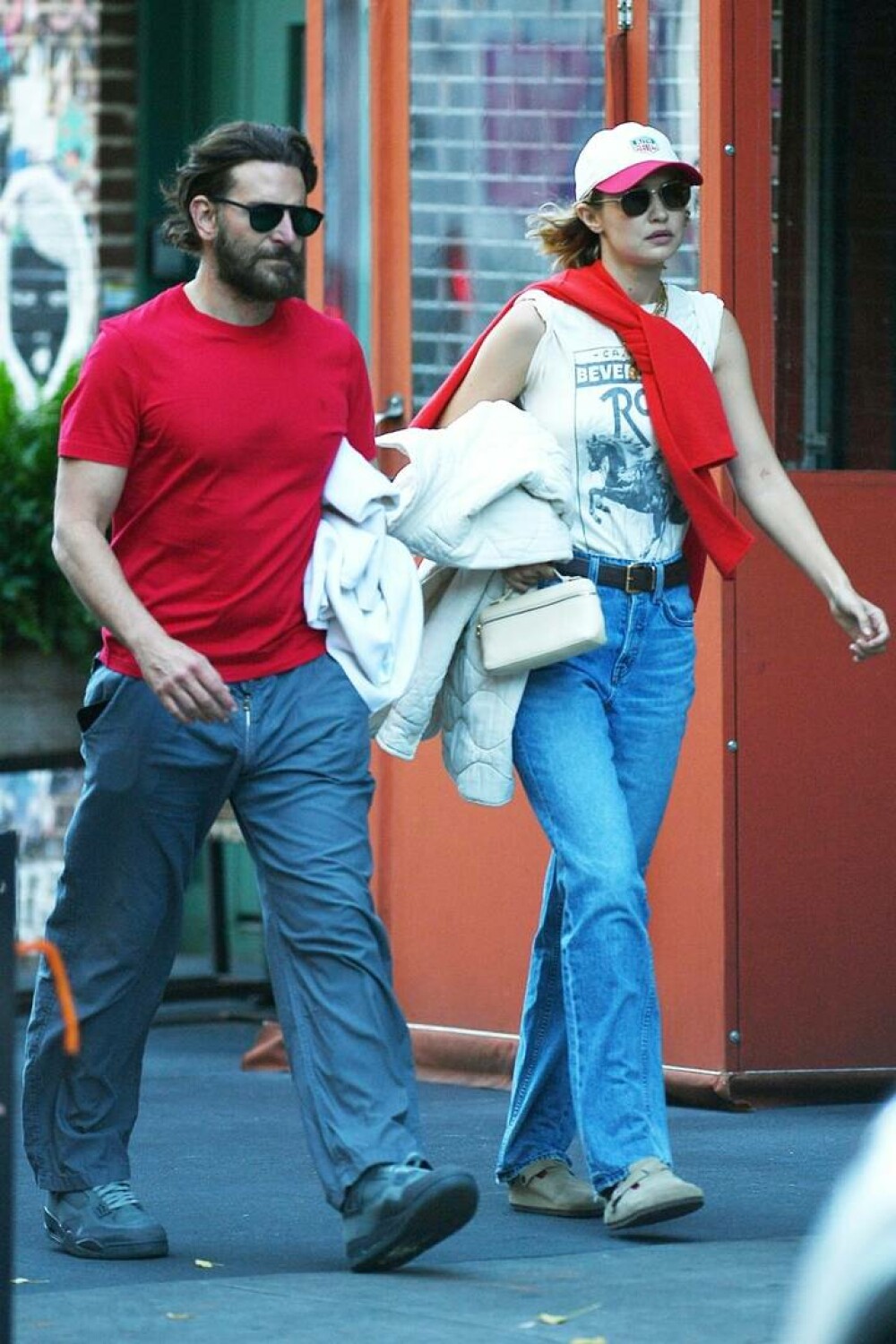 Noi detalii despre relația lui Gigi Hadid cu Bradley Cooper. Cum s-au cunoscut cele două vedete. GALERIE FOTO - Imaginea 19