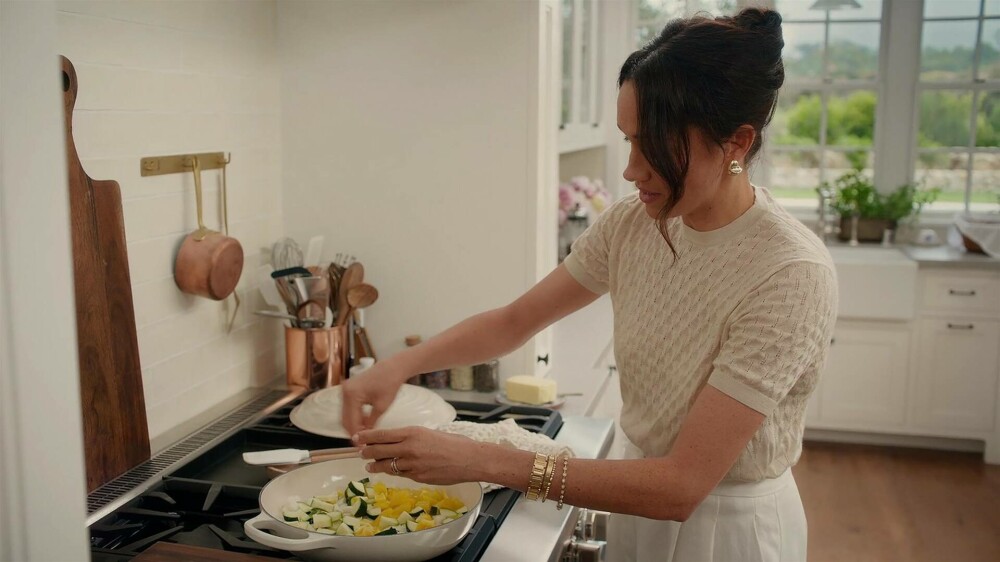 Meghan Markle, noi dezvăluiri despre începutul relației cu Prințul Harry. „Am intrat imediat în luptă împreună” - Imaginea 8