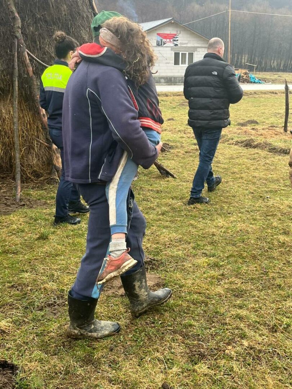 Doi fraţi de 7 şi 10 ani din Bistriţa-Năsăud, daţi dispăruţi după ce au plecat de acasă, au fost găsiți. Unde se aflau - Imaginea 2