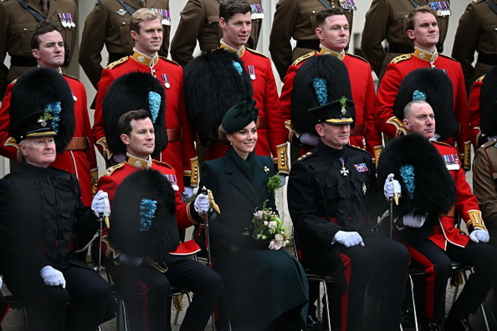 Prințesa Kate a băut bere alături de Gărzile Irlandeze de Ziua Sfântului Patrick | GALERIE FOTO - Imaginea 4