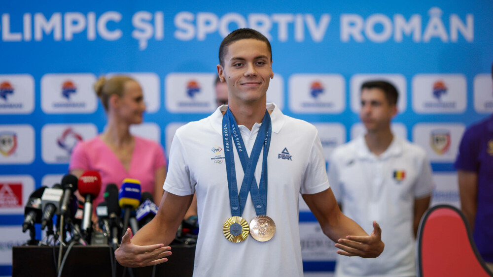 David Popovici, între cei mai buni sportivi din Balcani în 2025. Înotătorul român a fost inclus în top 10 BTA - Imaginea 20