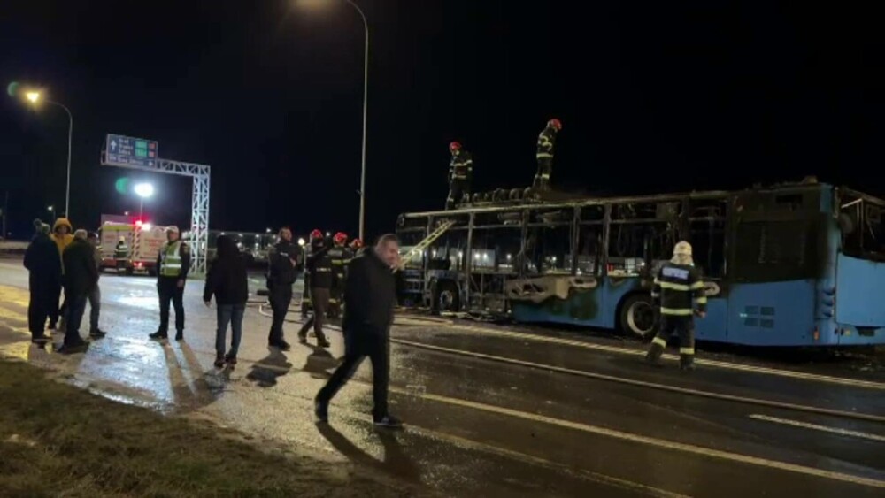 Accident grav între un autoturism și un autobuz alimentat cu gaz comprimat, în Sibiu. Ambele vehicule au luat foc - Imaginea 3