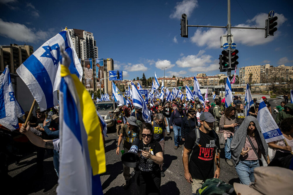 Proteste masive în Israel împotriva premierului Netanyahu. „Nu vom mai avea o ţară democratică, ci o dictatură