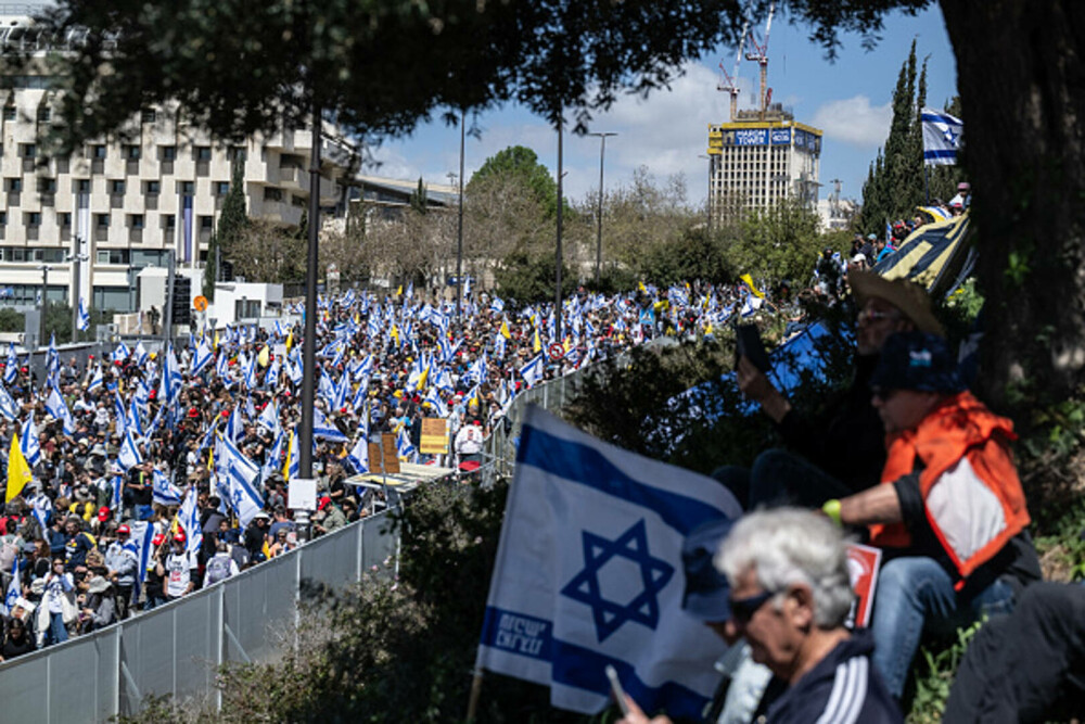 Proteste masive în Israel împotriva premierului Netanyahu. „Nu vom mai avea o ţară democratică, ci o dictatură