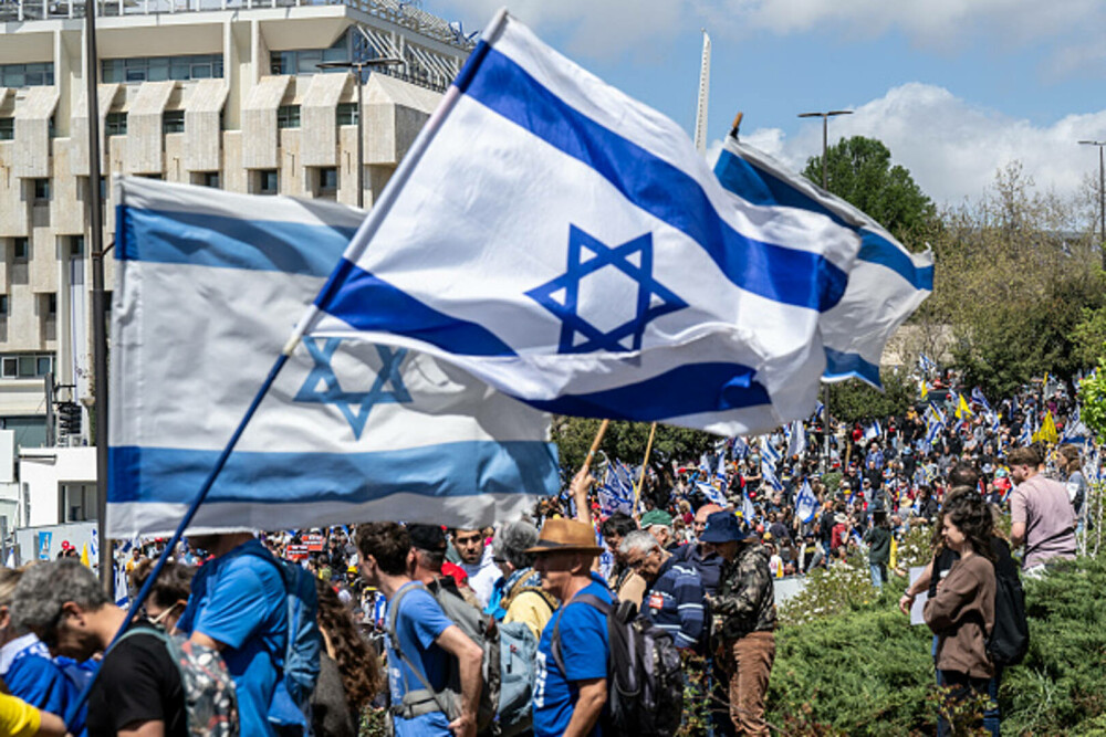 Proteste masive în Israel împotriva premierului Netanyahu. „Nu vom mai avea o ţară democratică, ci o dictatură