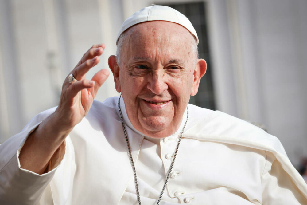 Cine a fost Papa Francisc. Suveranul Pontif a condus Biserica Catolică timp de 12 ani. GALERIE FOTO - Imaginea 27
