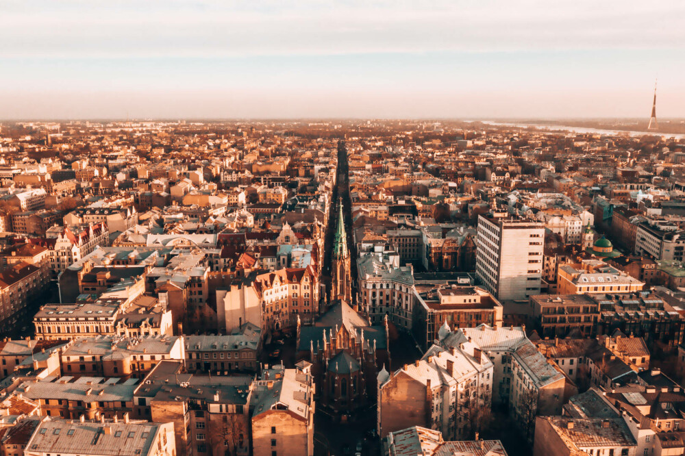 Destinații europene spectaculoase, dar surprinzător de ieftine. Unde să călătorești cu buget redus în 2026 - Imaginea 1