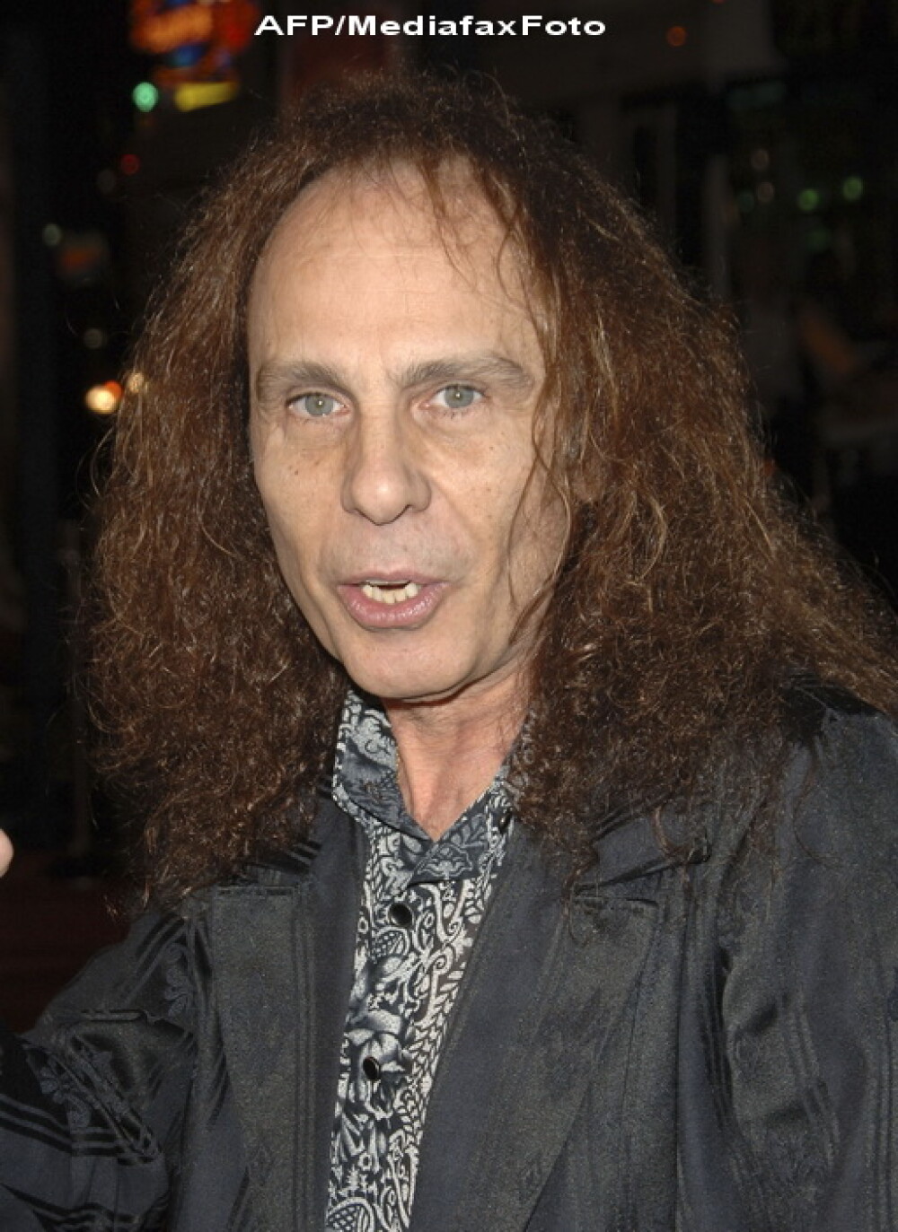 A murit un mare artist al muzicii rock: Ronnie James Dio! - Imaginea 2