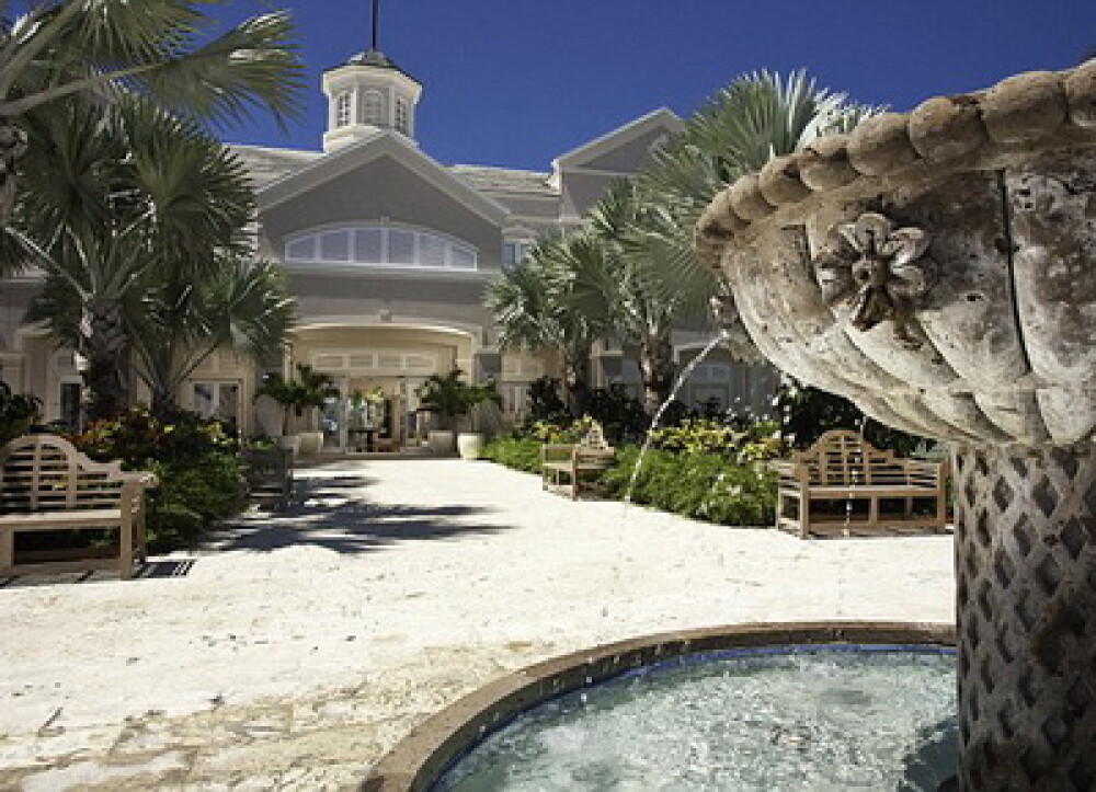 Relaxare totala in Bahamas: Vacanta cu majordom personal - Imaginea 1