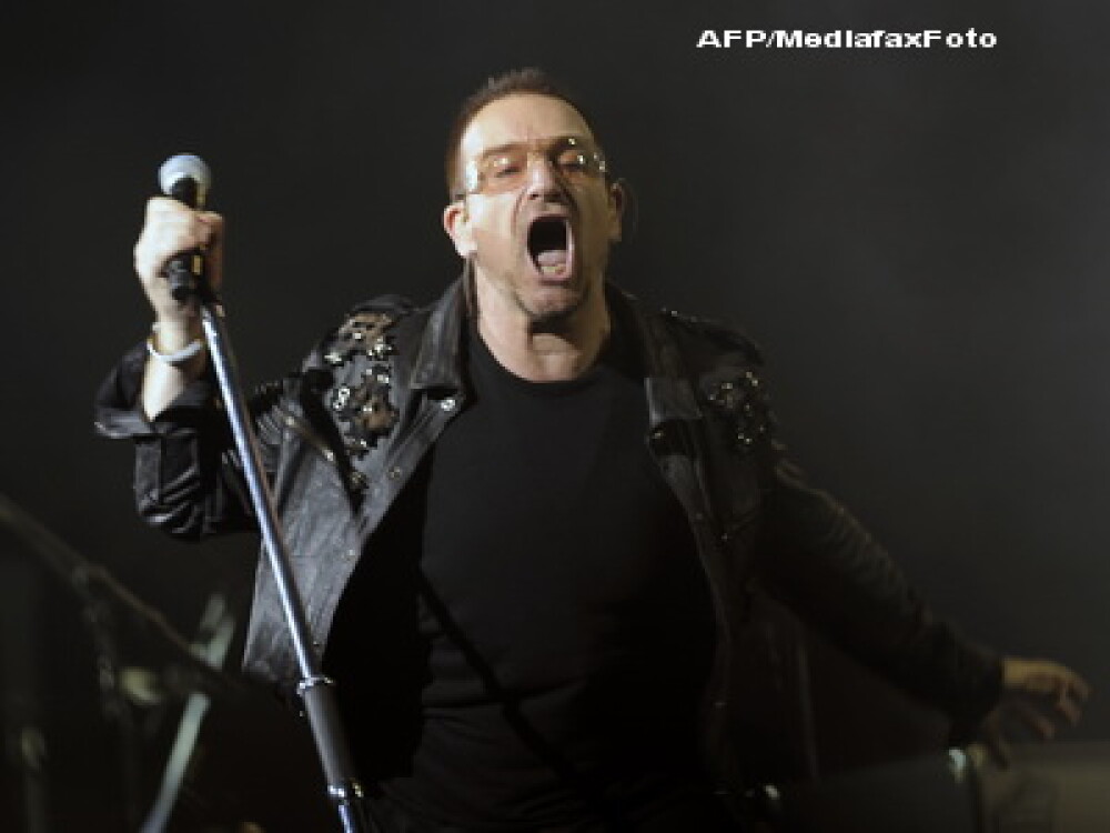 U2 doneaza peste 7,2 mil. de dolari pentru instrumente si salariile profesorilor de muzica - Imaginea 5