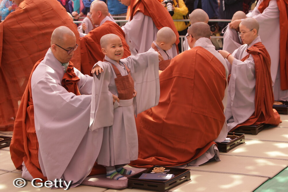 Un ritual fara seaman: copii transformati in calugari budisti in Coreea de Sud - Imaginea 4