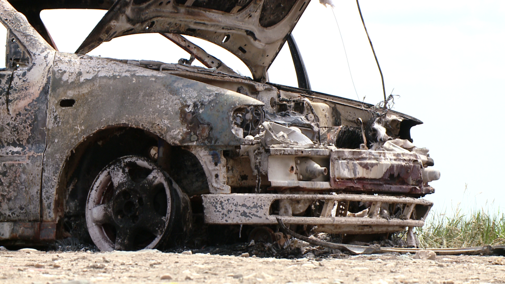 Un tanar de 28 de ani a fost gasit mort intr-o masina incendiata, la Utvin - Imaginea 2