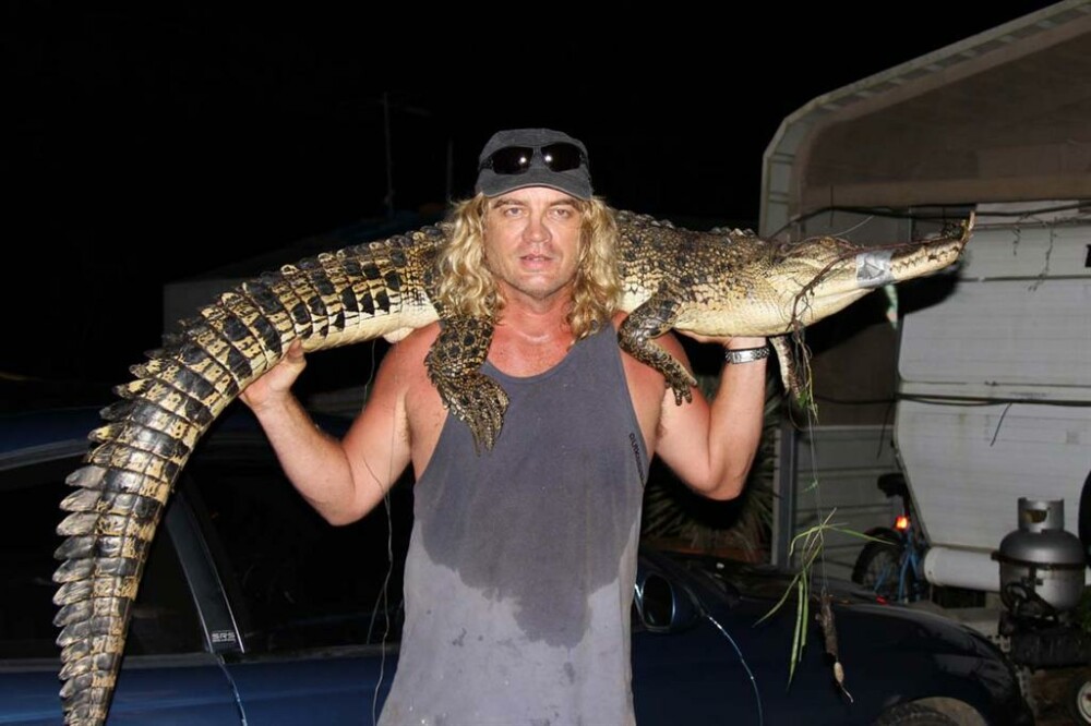 Un australian spune ca a dormit cu un crocodil sub pat, pe care l-a prins in timp ce pescuia. FOTO - Imaginea 2