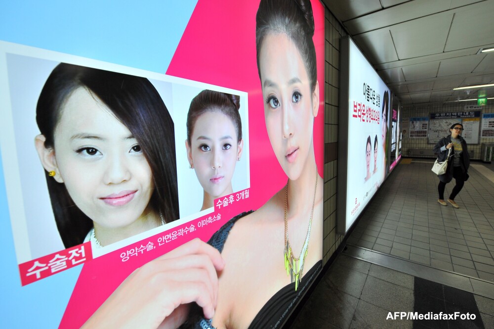 Lumea bizara in care traim. Tot mai multi sud-coreeni isi taie barbiile, sa fie mai frumosi. FOTO - Imaginea 3