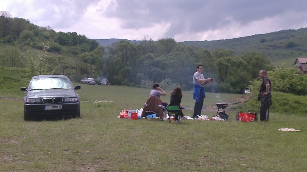 Mici, bere si voie buna. De 1 Mai ardelenii au ales padurile de langa orase - Imaginea 2