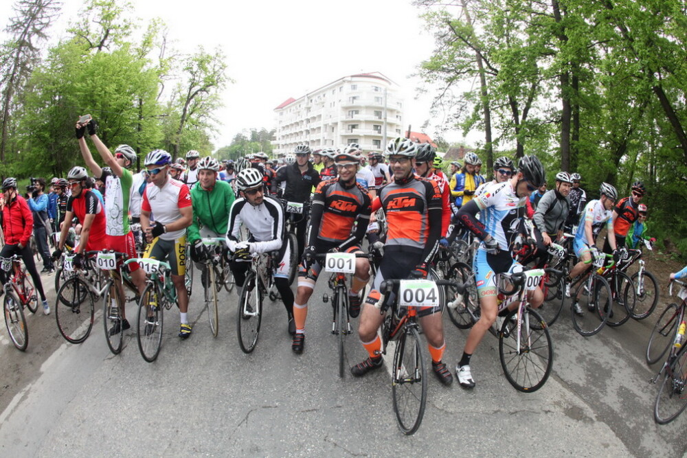 Peste 300 de sibieni au petrecut ziua de 1 mai pe bicicleta - Imaginea 6