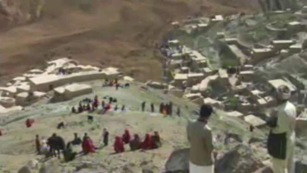 DOLIU national in Afganistan, unde 350 de oameni au murit, iar aproape 2.000 sunt dati disparuti dupa o alunecare de teren - Imaginea 1