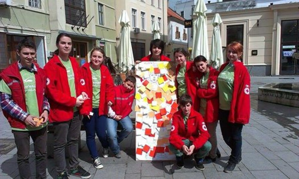 Saptamana Nationala a Voluntariatului, promovata de Crucea Rosie Sibiu - Imaginea 1
