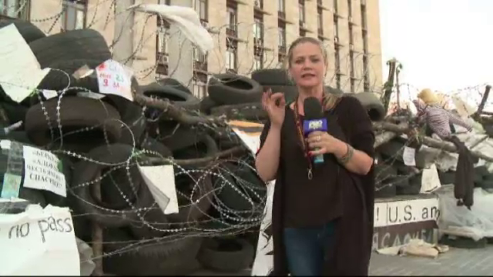Ioana Cosma transmite din Donetk. CAMERA ASCUNSA: Cum reactioneaza soldatii pro-rusi cand aud de americani - Imaginea 12