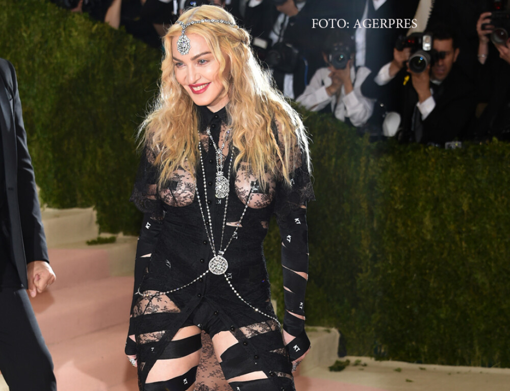 Met Gala 2016. Madonna a fost cea mai criticata vedeta, Taylor Swift - cea mai laudata - Imaginea 1