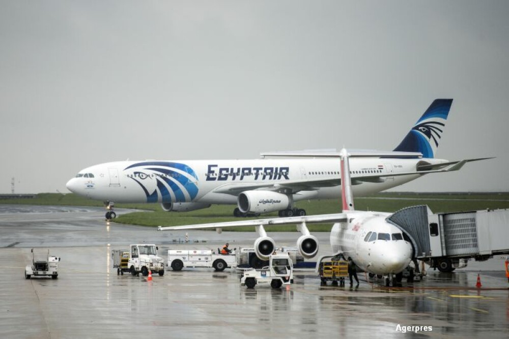 Povestea familiei cu 5 copii care a fost la un pas sa NU se urce in avionul EgyptAir. Ce au descoperit anchetatorii pana acum - Imaginea 2